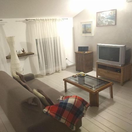 Room In Guest Room - Single Room Between Padua And Chioggia Brugine Exteriör bild