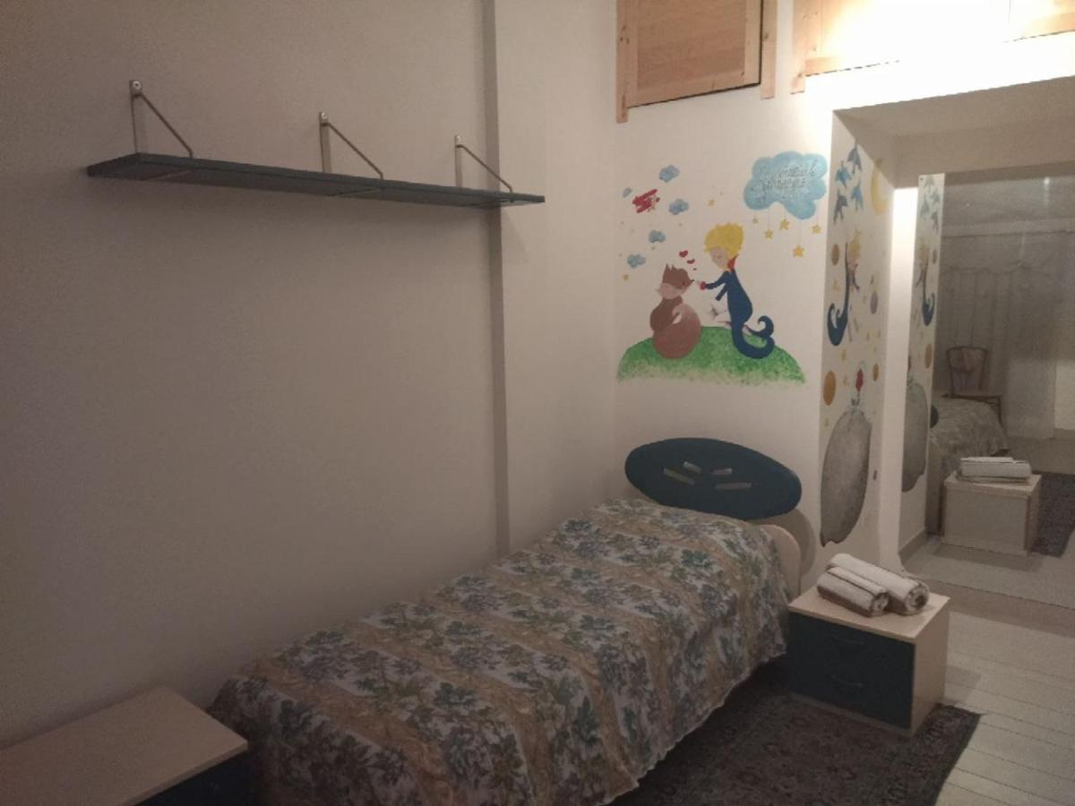 Room In Guest Room - Single Room Between Padua And Chioggia Brugine Exteriör bild
